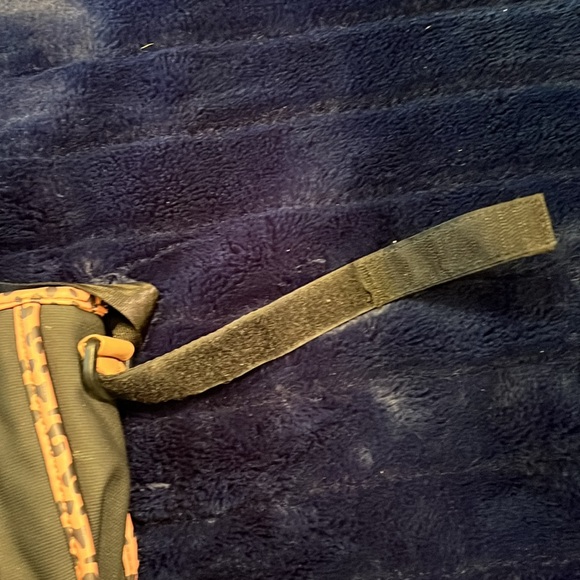 Petunia, Pickle, Bottom Bag-Add on bag for strollers, car seats, main diaper bag - Picture 3 of 6